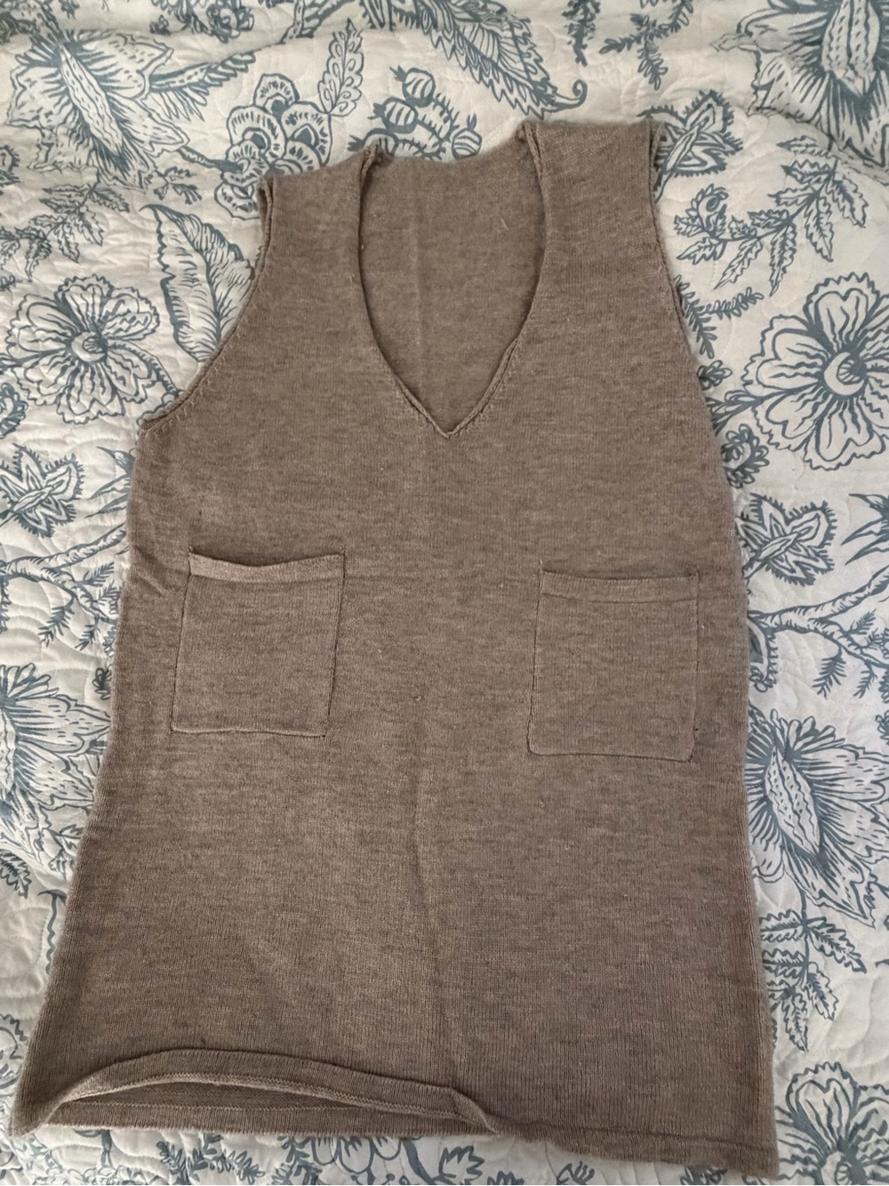 Vici Sleeveless V-Neck Knit Tunic - Taupe